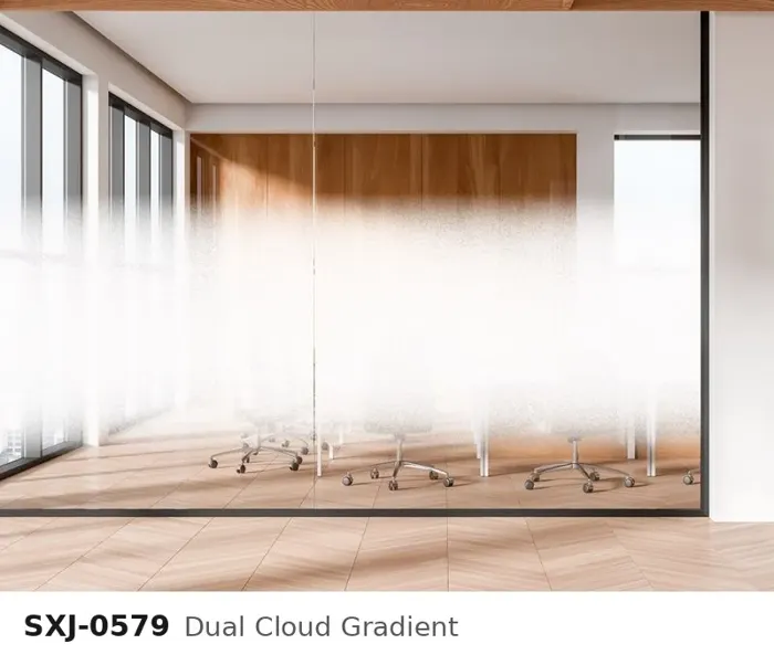 SXJ 0579 dual cloud gradient