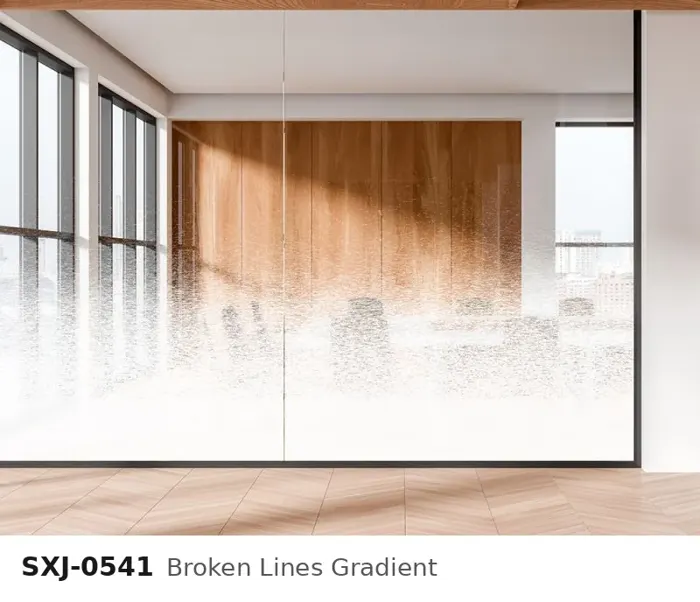 SXJ 0541 broken lines gradient